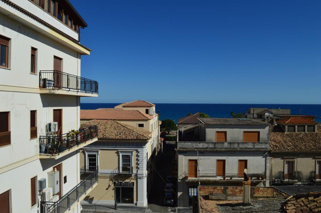 Emerella Guest House Siderno Beach 외부 사진