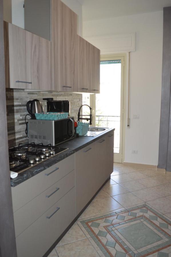 Emerella Guest House Siderno Beach 외부 사진