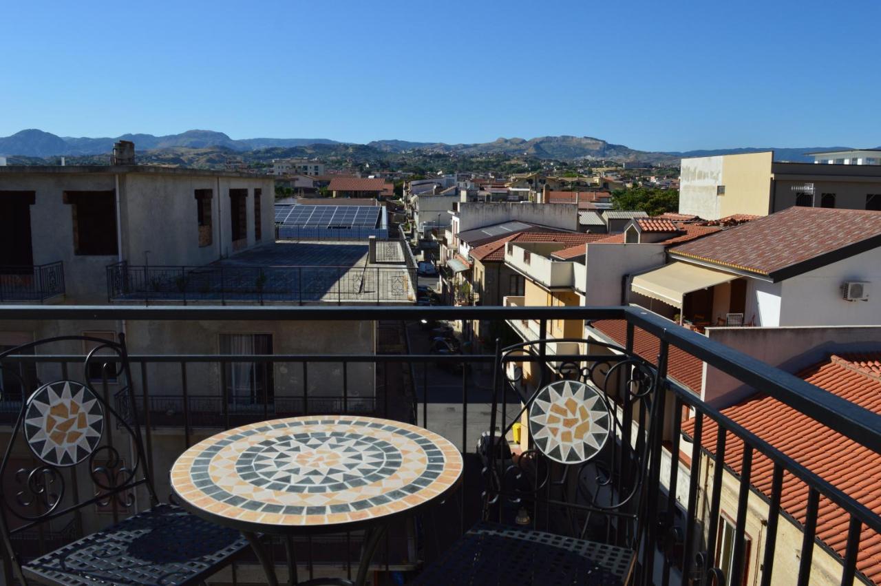 Emerella Guest House Siderno Beach 외부 사진