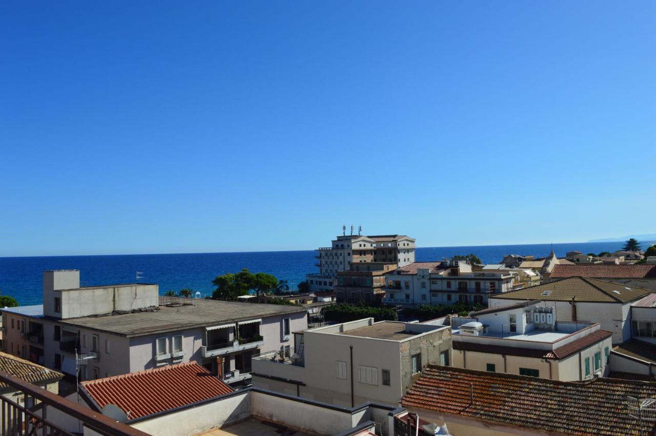 Emerella Guest House Siderno Beach 외부 사진